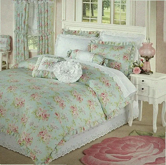 Aquamarine Cottage Rose Comforter Set