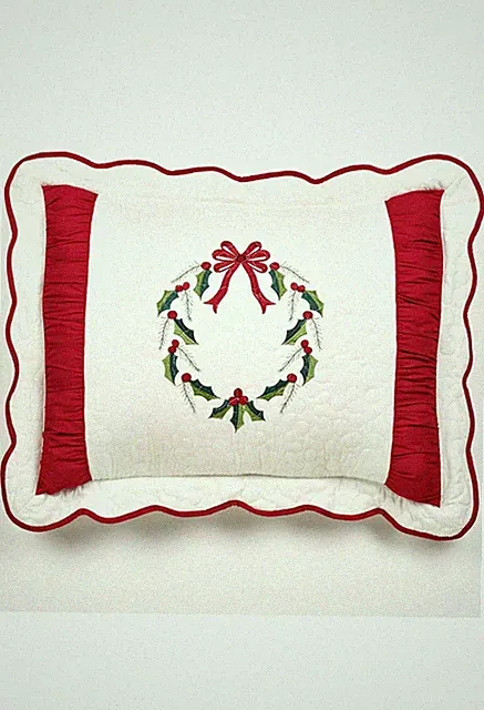 Christmas Holly Wreath Scalloped Pillow Sham Ivory Touch Of Class NEW