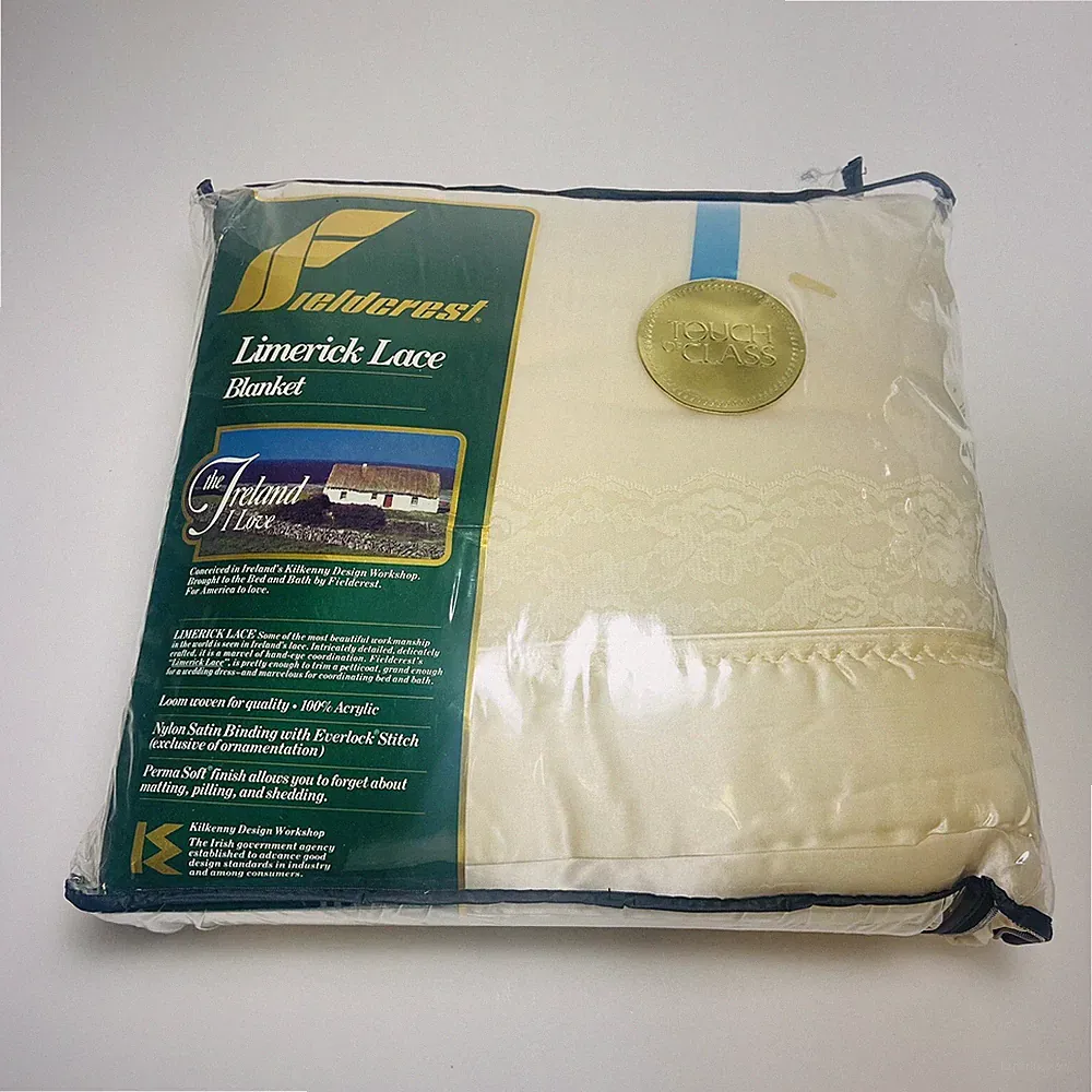 VTG Fieldcrest Touch of Class Limerick Loom Woven Lace Blanket King Satin Read
